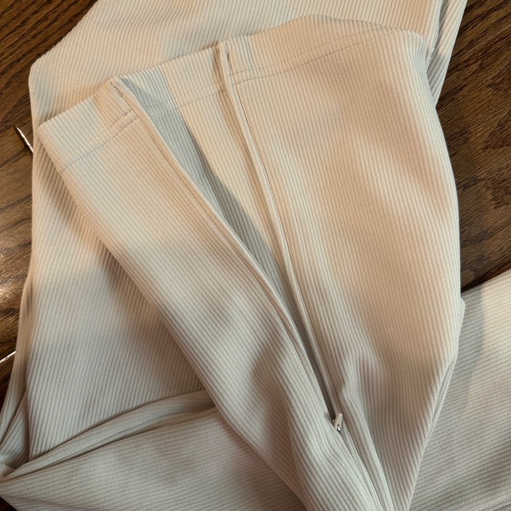 LULULEMON Brushed Softstreme Ribbed Zip Flared Pants 32.5" Inseam - Picture 10 of 13